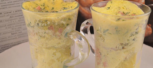 Капусная запеканка с лососиной