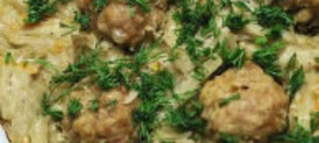 Картофельная запеканка с мясными шариками