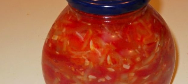 Спагетти под соусом из базилика