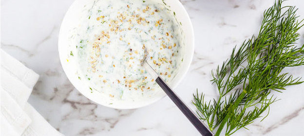 Йогуртовый соус с лимоном и укропом