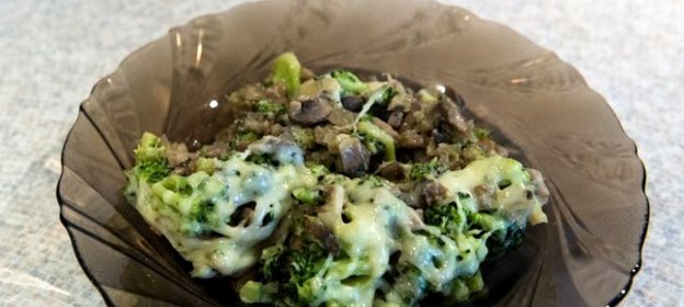 Брокколи с грибами