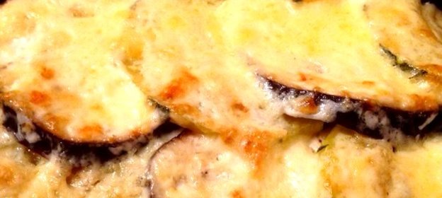 Запеканка из фарша, кабачка и баклажана