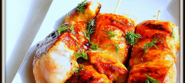 Шашлычки из куриной грудки с абрикосовым маринадом