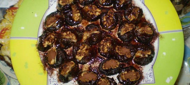 Чернослив фаршированый с сгущенкой