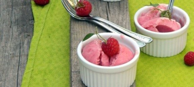 Малиново - грушевое сорбе