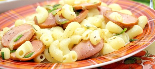 Макароны с сосисками