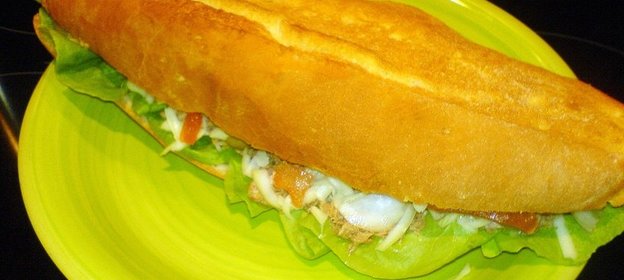 Хобз биз-зейт, «ħobż biż-żejt» - хлеб с маслом. Большой мальтийский бутерброд для моего друга Мириам