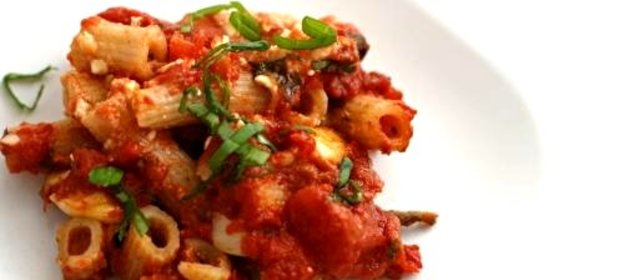 Лапша с помидорами