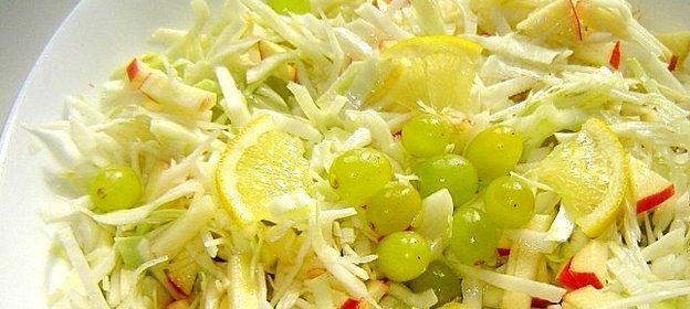 Постный салат с капустой