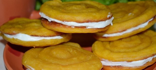 Тыквенное печенье со сливочной начинкой