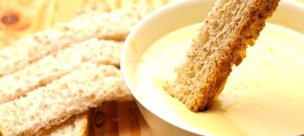 Соус сливочный с чесноком