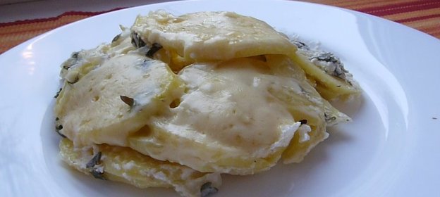 Картофельная запеканка в микроволновке