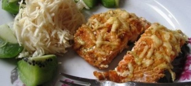 Рыбная запеканка и салат из сельдерея с мёдом :)