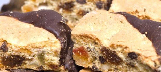 Печенье с вишней и цукатами