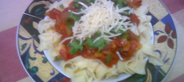 Домашняя лапша с вялеными(сушеными) помидорами