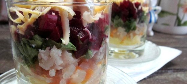 Селедка под шубой с маринованным луком