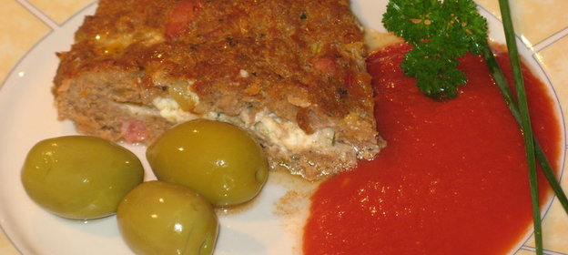 Запеканка по-гречески с томатным кетчупом