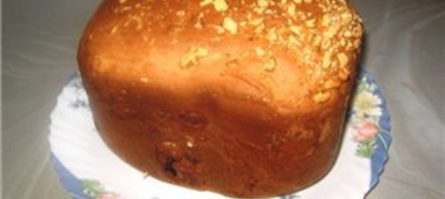 Хлеб с изюмом и орехами