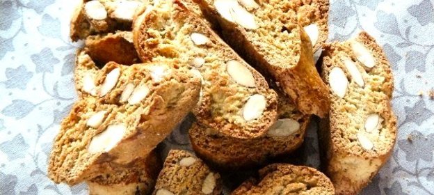 Печенье кантуччи с миндалем