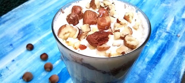 Творожный десерт с лесными орехами