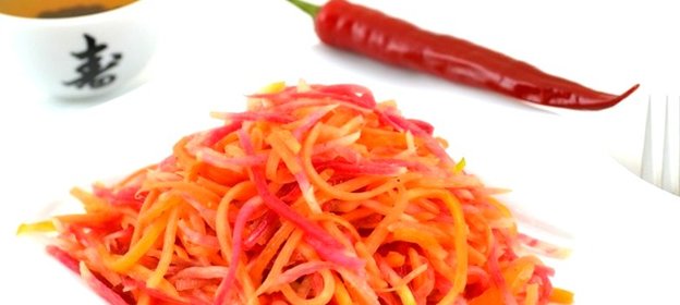 Постный салат из моркови