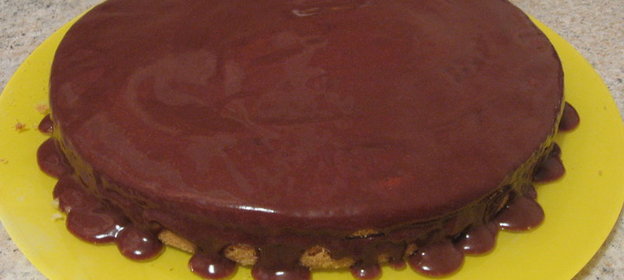 морковный торт с шоколадной глазурью