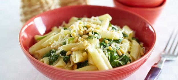 Паста со сливочно-шпинатным соусом