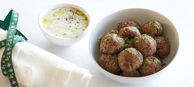 Фрикадельки из баранины с йогуртовым соусом
