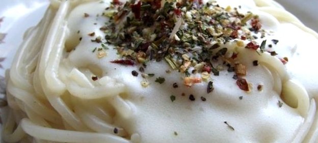 Паста с соусом бешамель