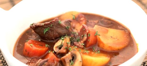 Говядина тушеная с картофелем
