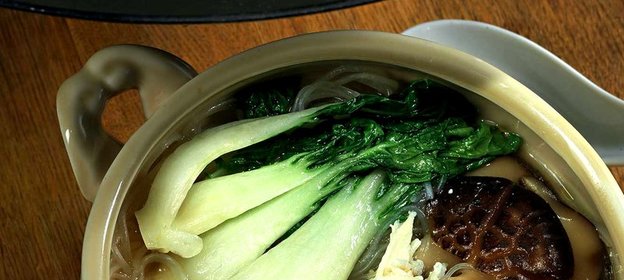 Лапша с курицей и шиитаке