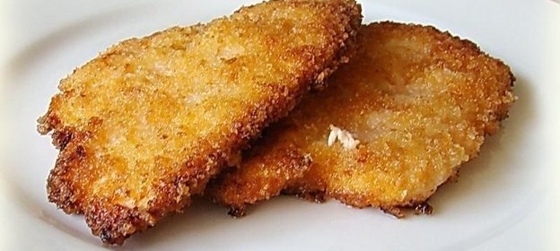 Стейк из куриной грудки на сковороде