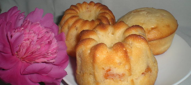 Кексы на ряженке с курагой