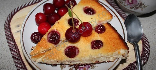 Творожная запеканка с вишней