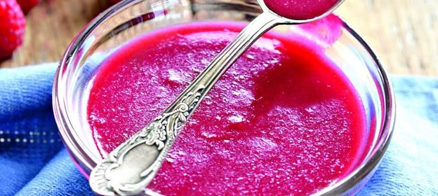 Можжевеловый соус с малиной