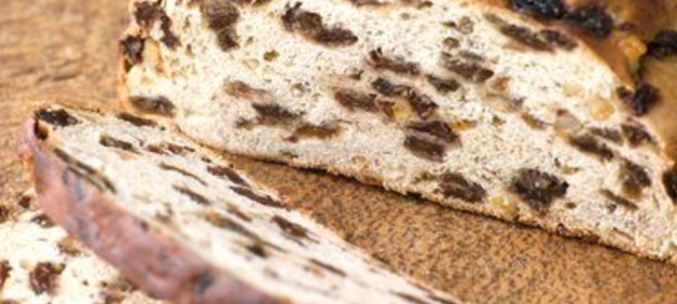 Тирольский хлеб с изюмом