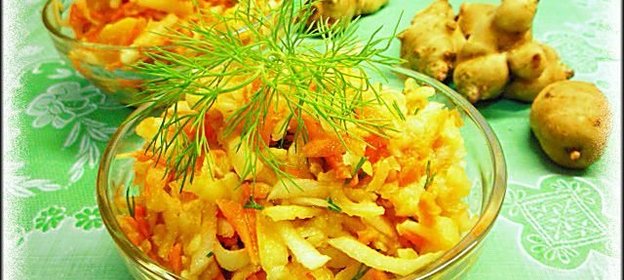 Постный остро-сладкий салат с топинамбуром и медово-имбирной заправкой