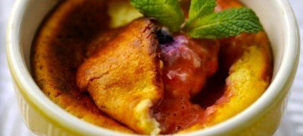 Творожная запеканка с ягодами