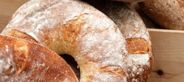 Хлеб с грецкими орехами