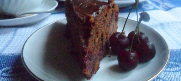 Шоколадно-вишнёвый торт Наслаждение