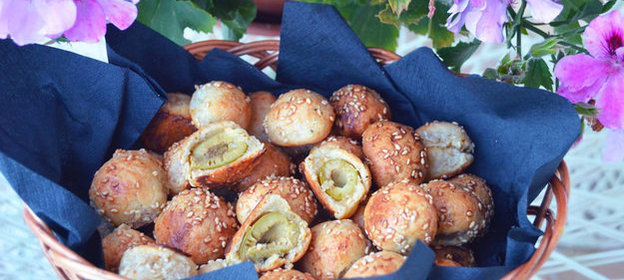 Оливки в тесте