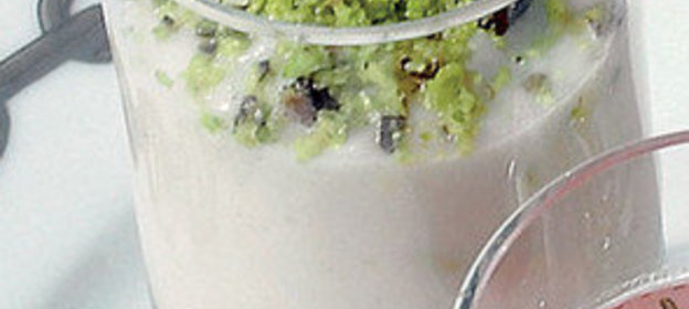 Бланманже с орехами