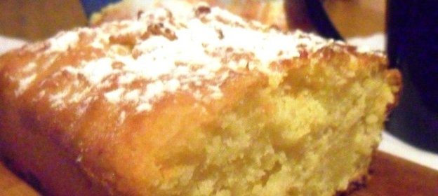 Кукурузно-кокосовый заварной кекс