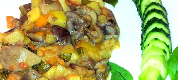 Жаркое с грибами в мультиварке