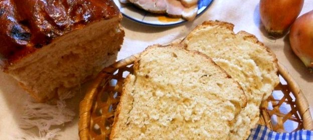 Домашний хлеб с луком