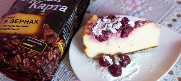 Воздушная твоpожная запеканка с вишней в мультиваpке