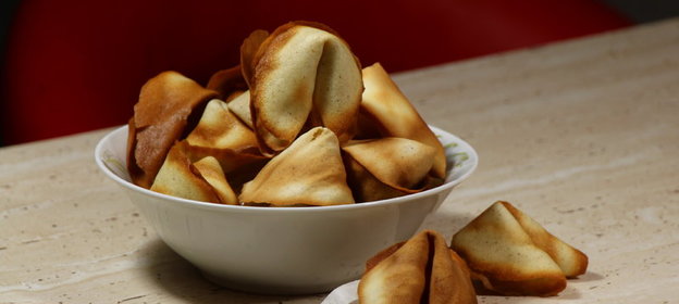 Печенье с предсказаниями. Видео