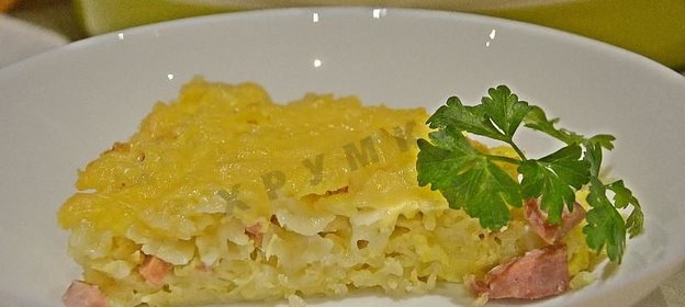 Запеканка из макарон с сосисками