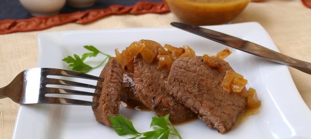 А-ля стейки из свинины с луковым соусом