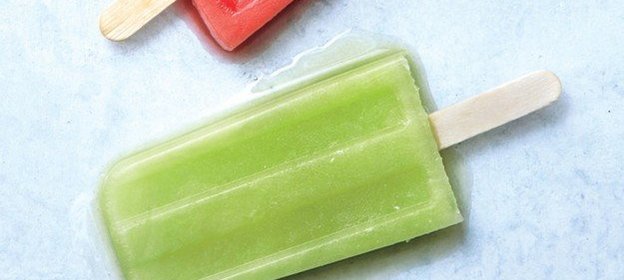 Фруктовый лед из огурца и лайма